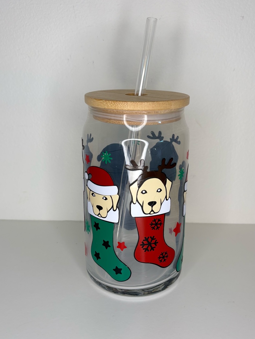 Holiday Lab Dog Glass Tumbler with Bamboo Lid and Straw - Green & Red